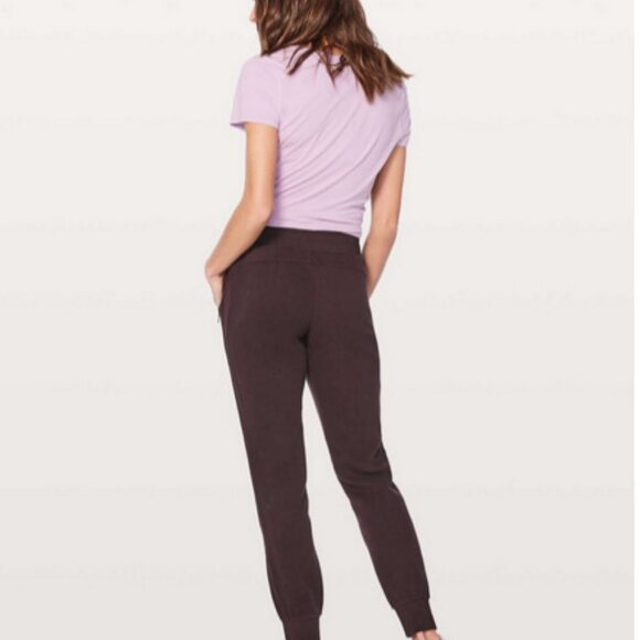 Lululemon Get Going Jogger - Picture 2 of 6